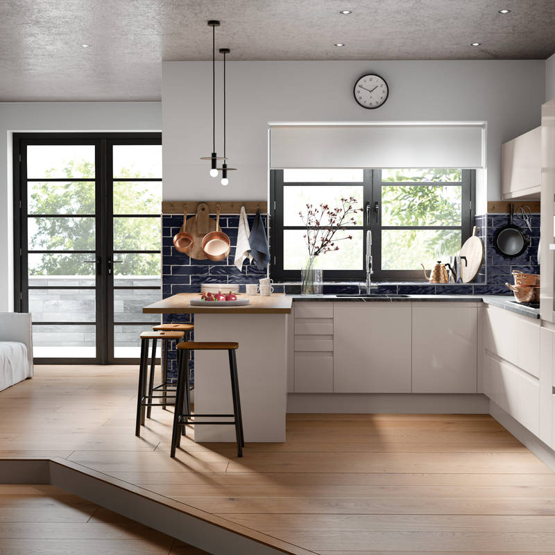 Luna Kitchen from Magnet. An affordable handless look with integrated J Pull doors for a stylish and modern look.