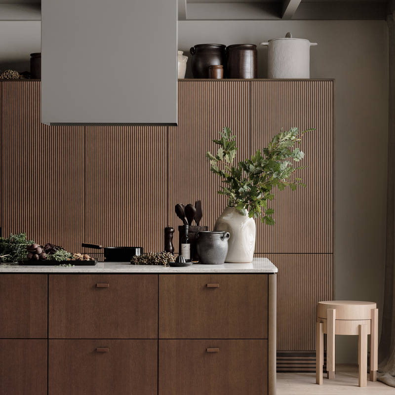 Be naturen inn og la de organiske formene møte hverdagen i Signatur Favn – et grenseløst kjøkken med naturens former i fokus.