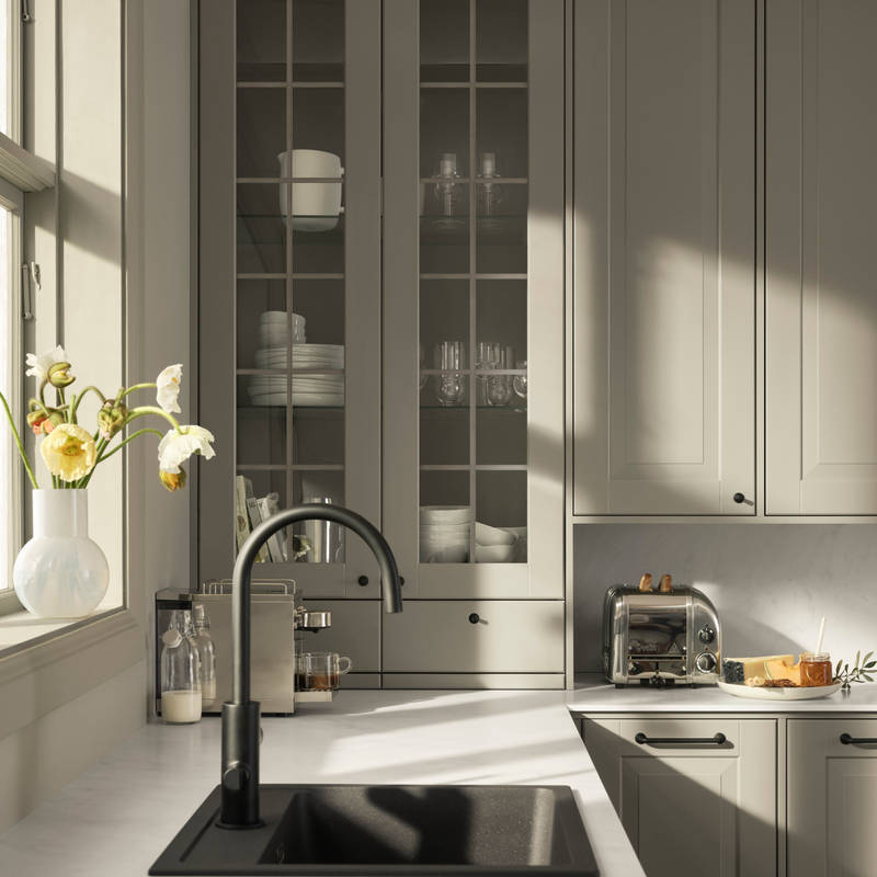 Bänkstående vitrin skåp med lådor. Bänkskiva i kvartskomposit.