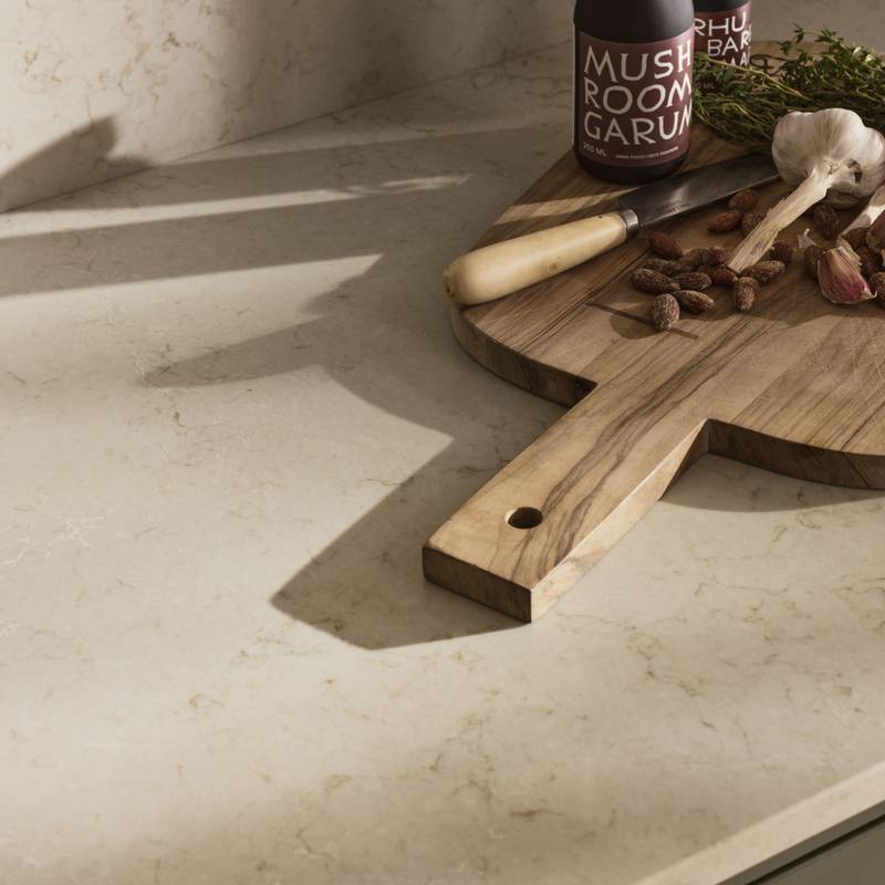 Varm minimalisme closeup af bordplade