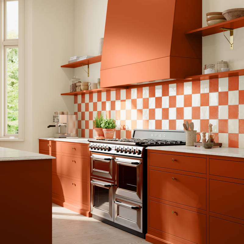 Sammen med Dagny Thurmann-Moe og Koi Fargestudio har vi utviklet seks nye jubileumsfarger som passer perfekt på et kjøkken.