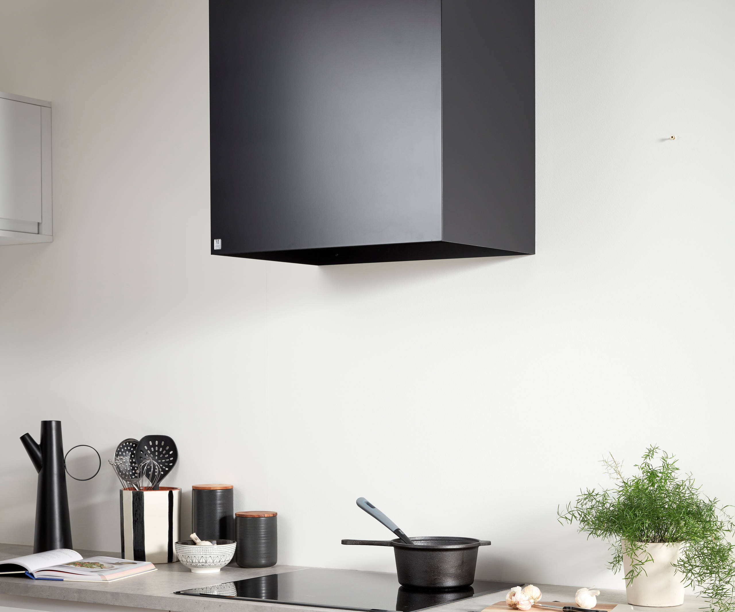 Luna Kitchen from Magnet. An affordable handless look with integrated J Pull doors for a stylish and modern look.