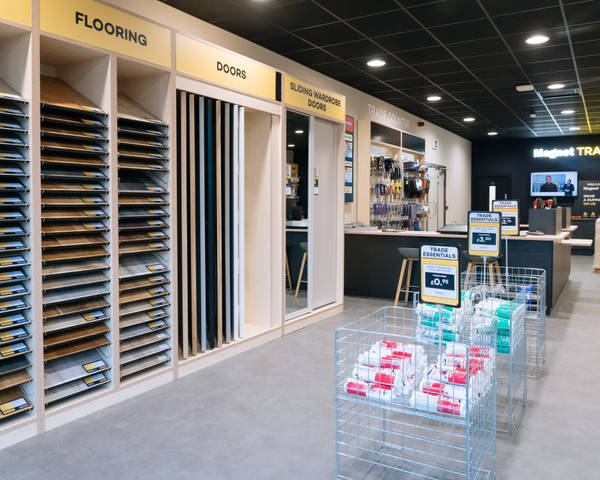 Magnet Trade store interior