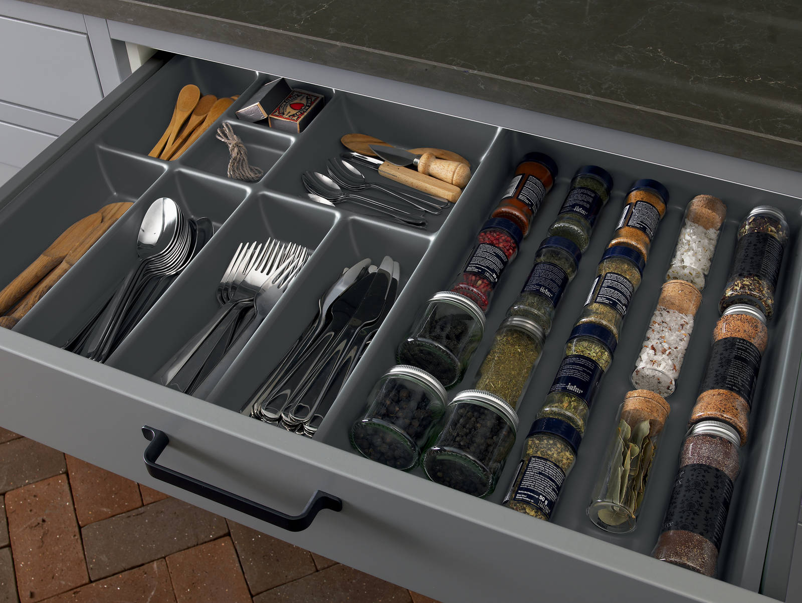 Krydderinnlegg grå plast