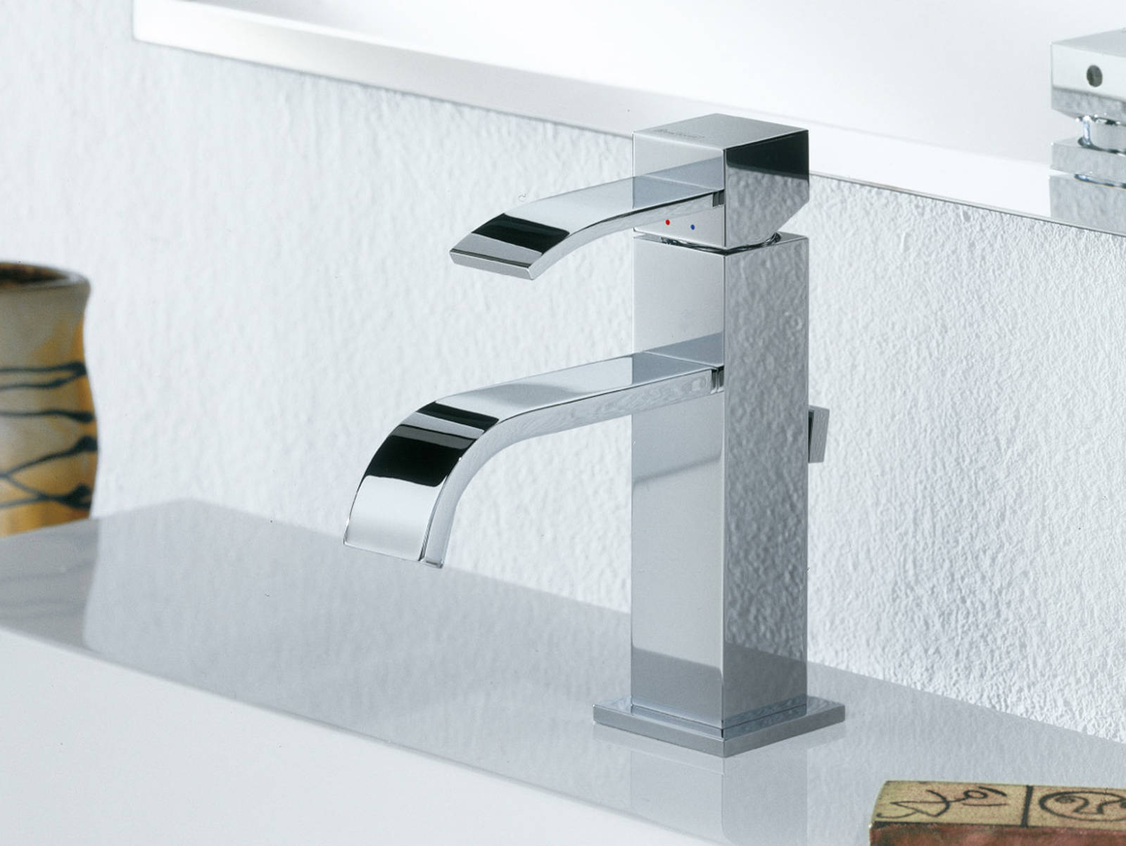 Newform badarmaturer