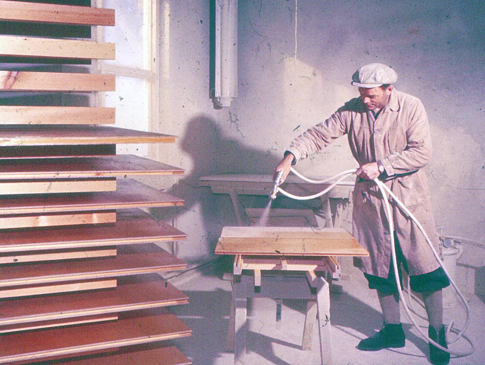 Sigdal har produsert kjøkkensiden 1950. Det gode håndverket, teknologien og designet har vært en bærebjelke for et av Norges mest velrenommerte kjøkkenmerker og finnes nå i tusenvis av hjem.