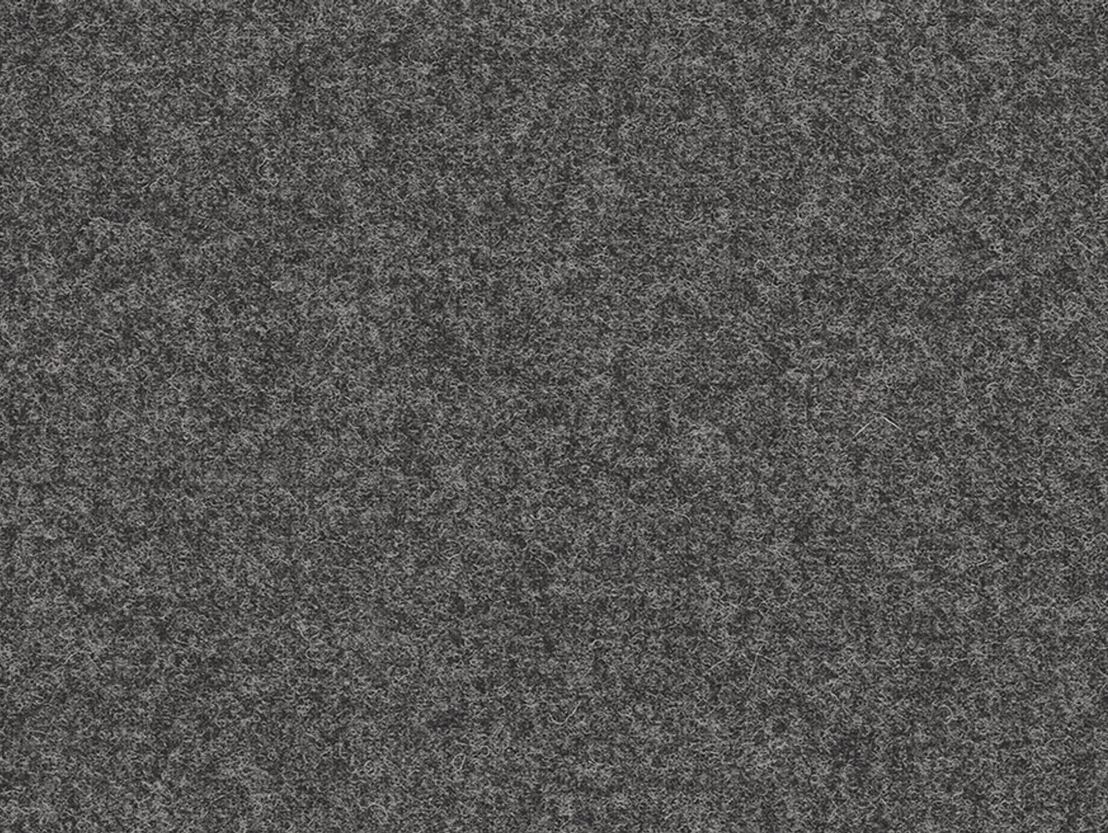 En laminat benkeplate er et smart og prisgunstig valg til kjøkkenet. Den er slitesterk, lett å rengjøre og kommer i et bredt utvalg av farger og mønstre – fra klassisk treverk til moderne stein-look. Laminat tåler godt daglig bruk og gir mye stil for pengene.