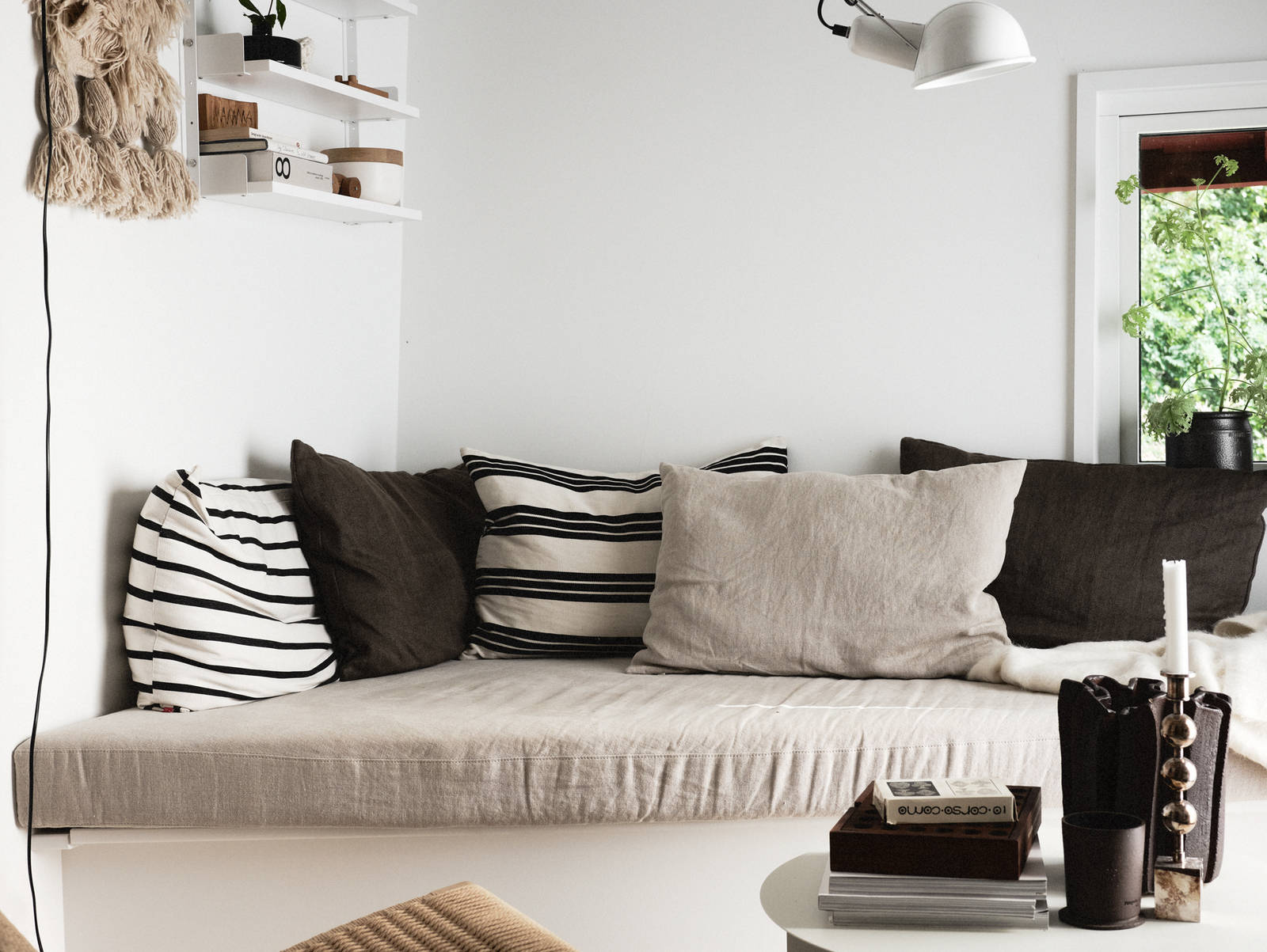 Lotta Agaton har skapt et kjøkken som kombinerer funksjon og estetikk, der hver eneste detalj er nøye gjennomtenkt.