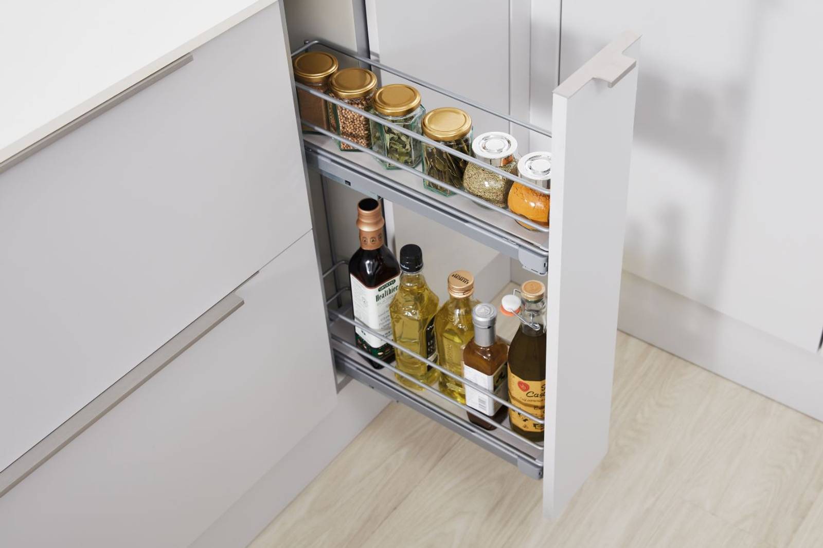 150 mm wide pull-out shelfes, storage solution