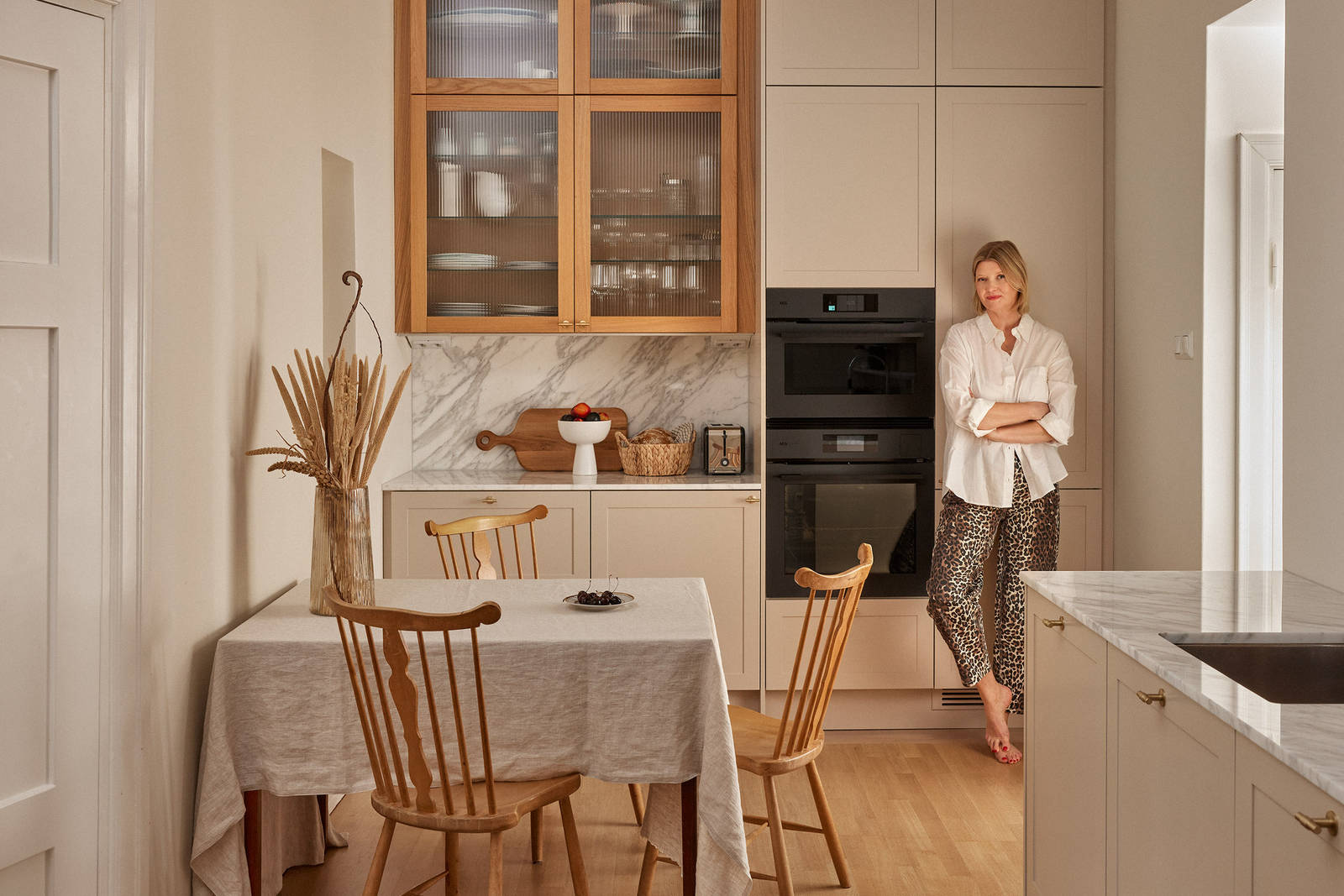 Novart_Pipsa_Hurmerinta_keittiössä