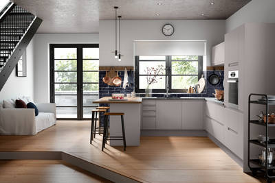 Luna Kitchen from Magnet. An affordable handless look with integrated J Pull doors for a stylish and modern look.