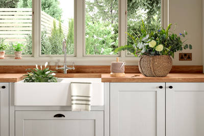 Ludlow kitchen. Our latest Shaker door, with a modern country-style. Available in all 20 Magnet Create colours.