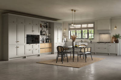 A neutral Shaker kitchen with Pebble and Nordic Craft cabinetry.