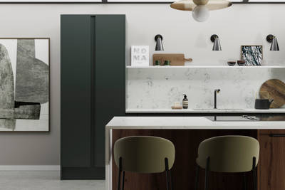Full-height Duxbury doors in Arboretum feature as part of a modern open plan kitchen.