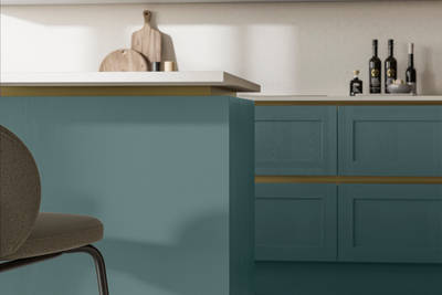 Handleless Shaker kitchen Integra Wardley Morris Blue is traditional and contemporary with its narrow frame door with integrated handles and a painted timber finish.