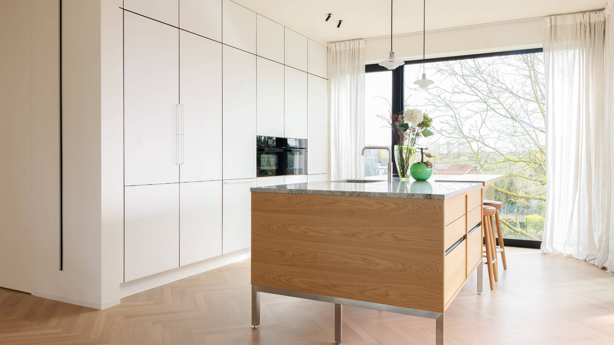 Kunstnerbolig med Copenhagen egetræ fra uno form