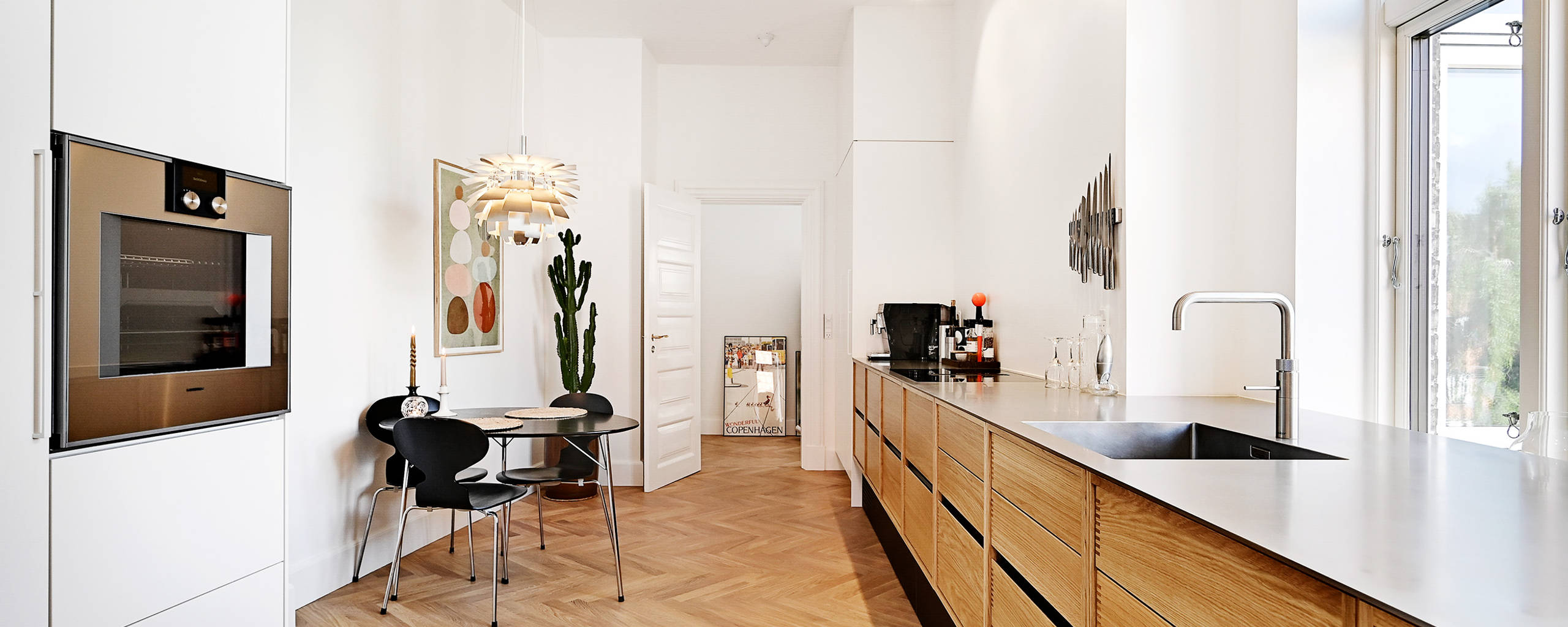 Snickeri kök i ek i lägenhet i city